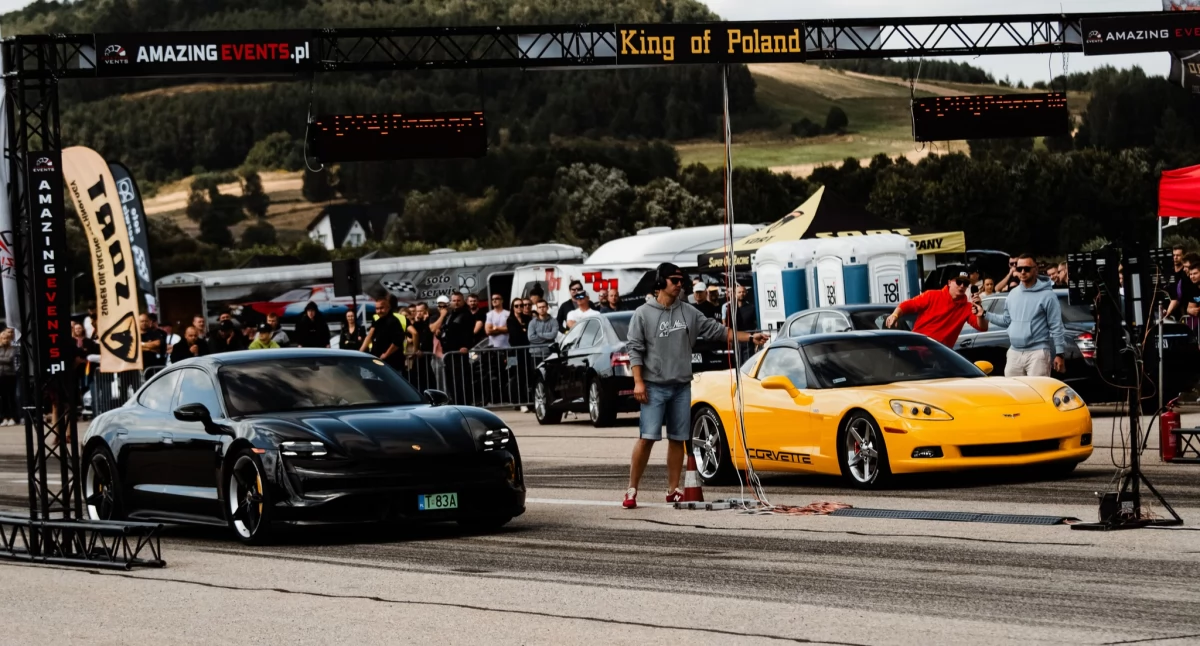 Motoryzacja, Poland Lotnisko Kaniowie - zdjęcie, fotografia