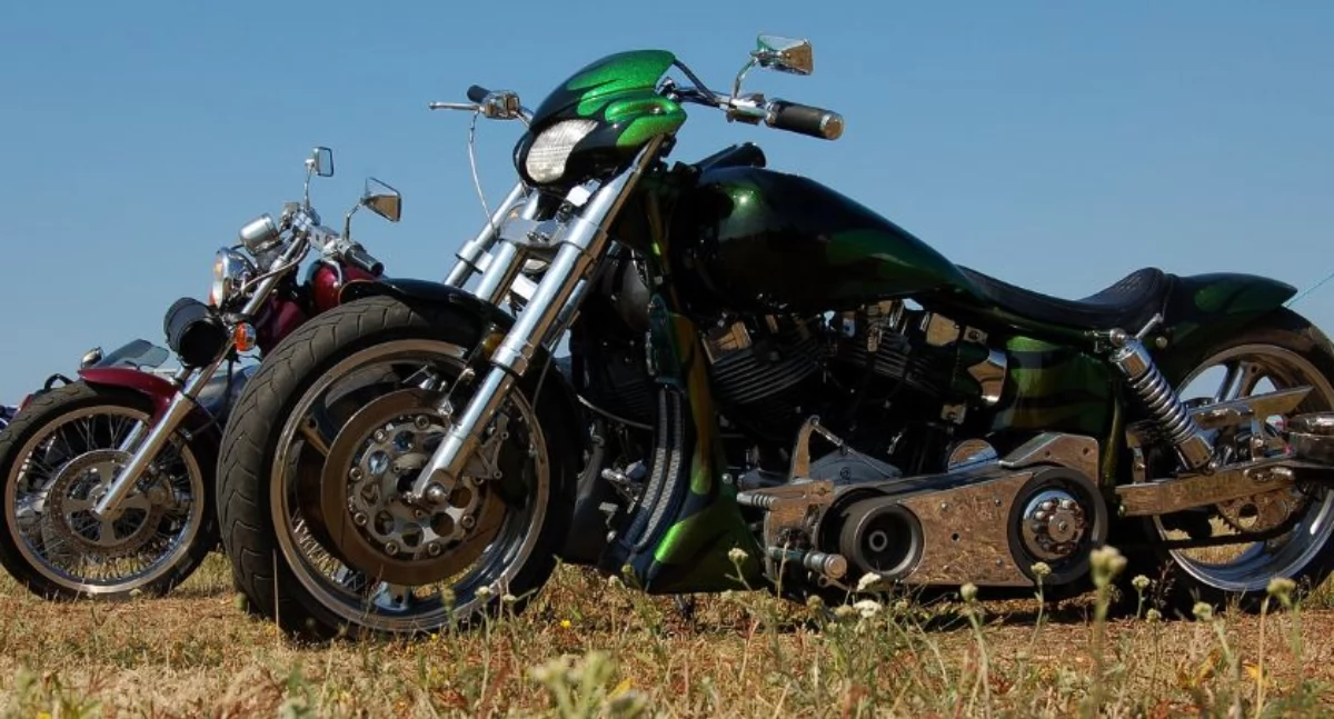 Motoryzacja, Motocyklowy Amfiteatrze Grojcem - zdjęcie, fotografia