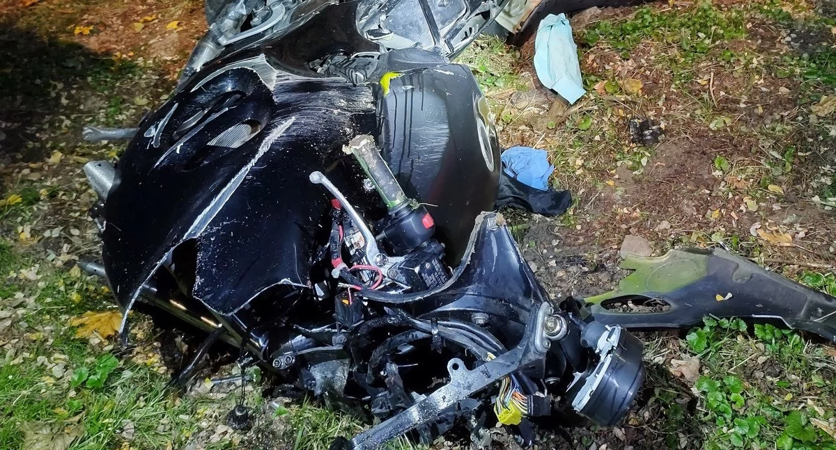 Wypadki drogowe, Tragiczny wypadek Pietrzykowicach Zginął motocyklista - zdjęcie, fotografia