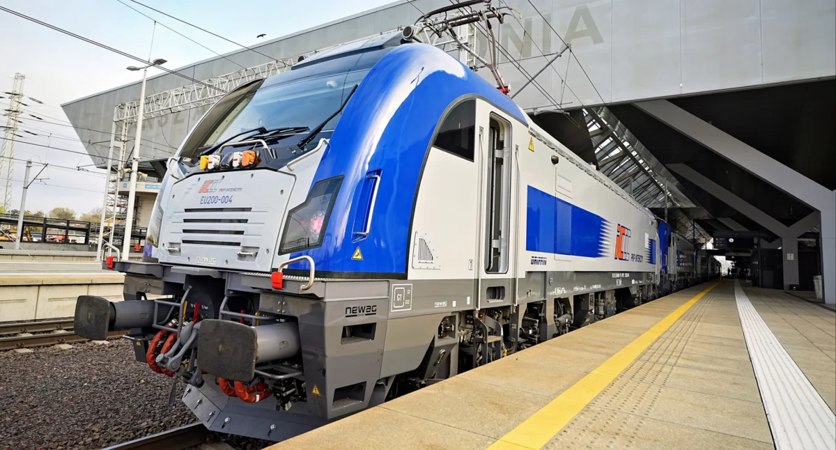 Komunikacja, Griffin lokomotywy taborze Intercity - zdjęcie, fotografia