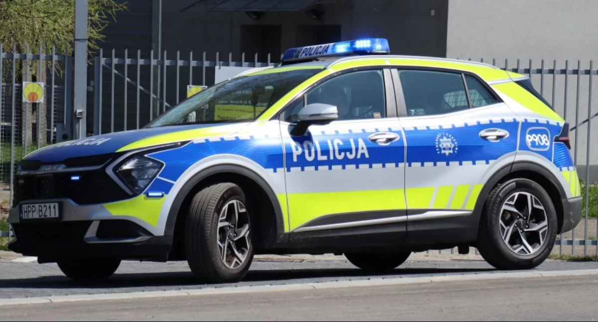 Policja, latek próbował włamać skarbony kościoła Zatrzymany dzięki czujności świadka - zdjęcie, fotografia