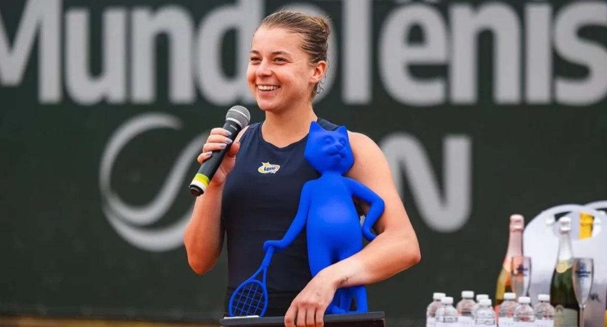 Tenis, Historyczny triumf Chwalińskiej Mundo Tenis - zdjęcie, fotografia