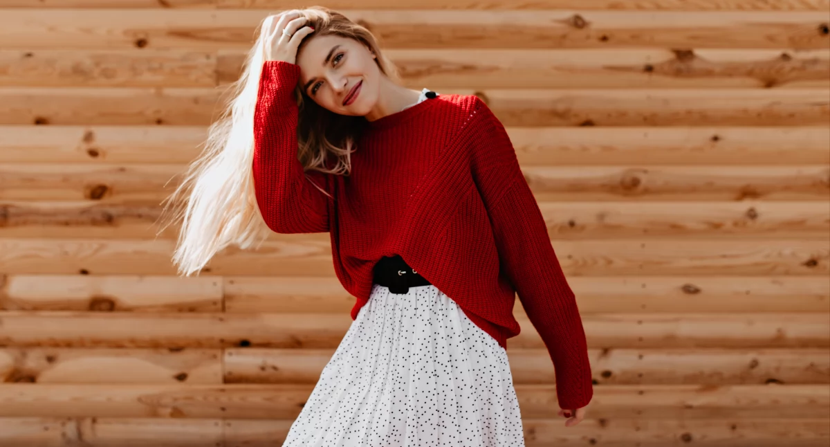 Styl, Swetry damskie eleganckich stylizacjach - zdjęcie, fotografia