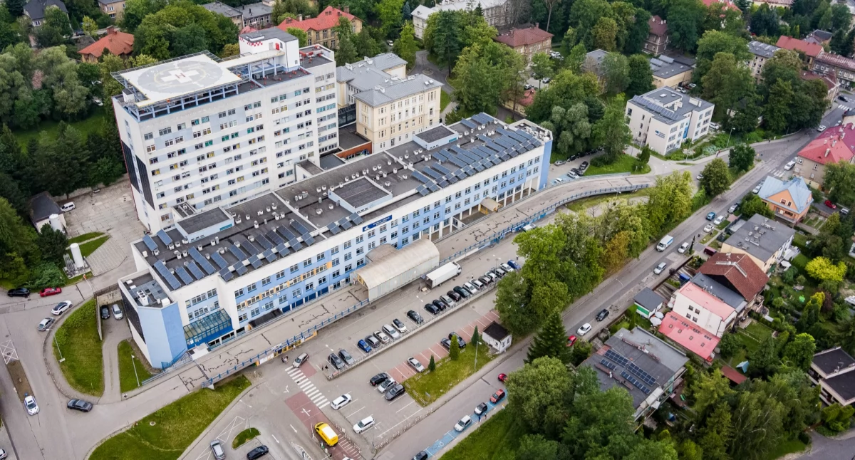 Służba zdrowia, Szpital Śląski Cieszynie liderem onkologii rozwój - zdjęcie, fotografia