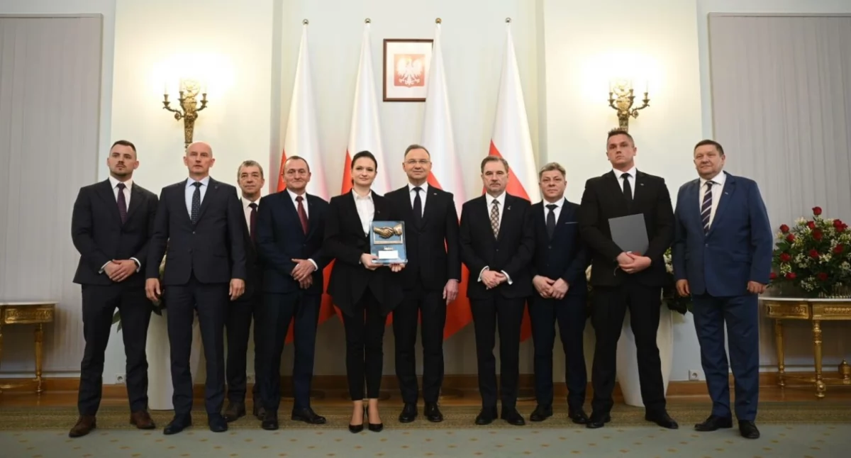 Biznes, firma Bielska Białej Żywca wyróżnione przez Prezydenta konkursie Pracodawca Przyjazny Pracownikom - zdjęcie, fotografia