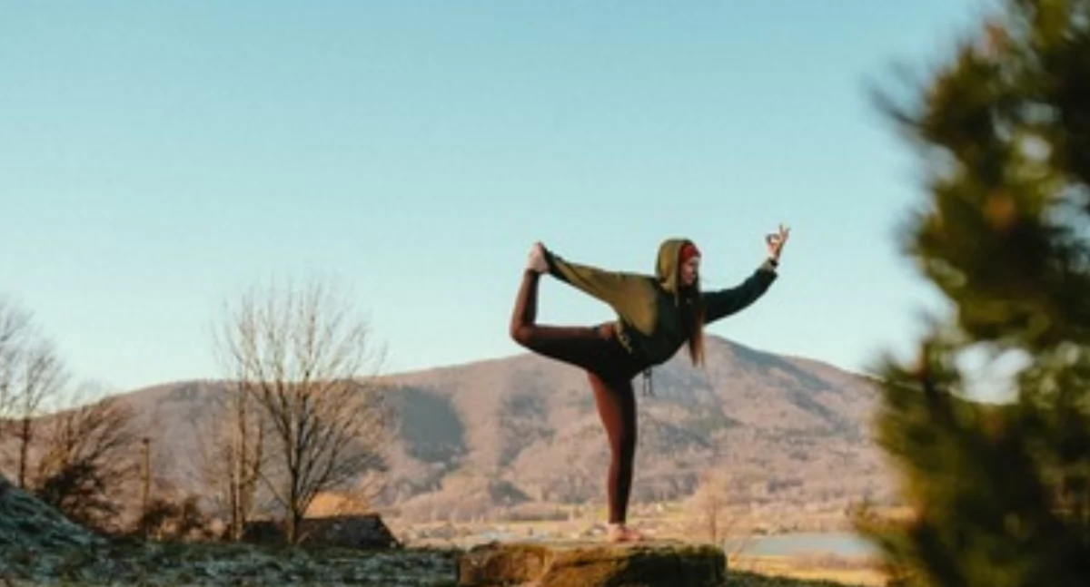 Aktywne Beskidy, Vinyasa dachu Cavatina Wieczór pełen ruchu oddechu relaksu - zdjęcie, fotografia