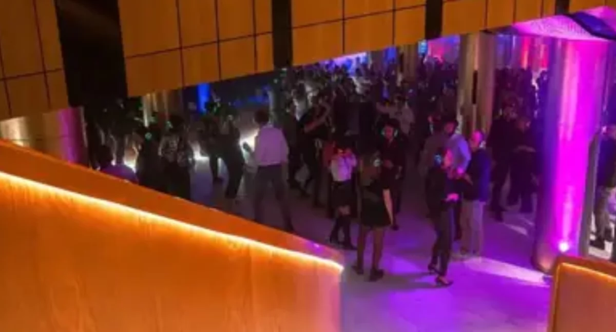 Imprezy, Silent Disco powraca taneczna Cavatina października - zdjęcie, fotografia