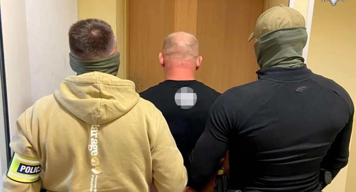 Policja, Bielscy wywiadowcy skutecznie walczą przestępczością ponad zatrzymań września - zdjęcie, fotografia