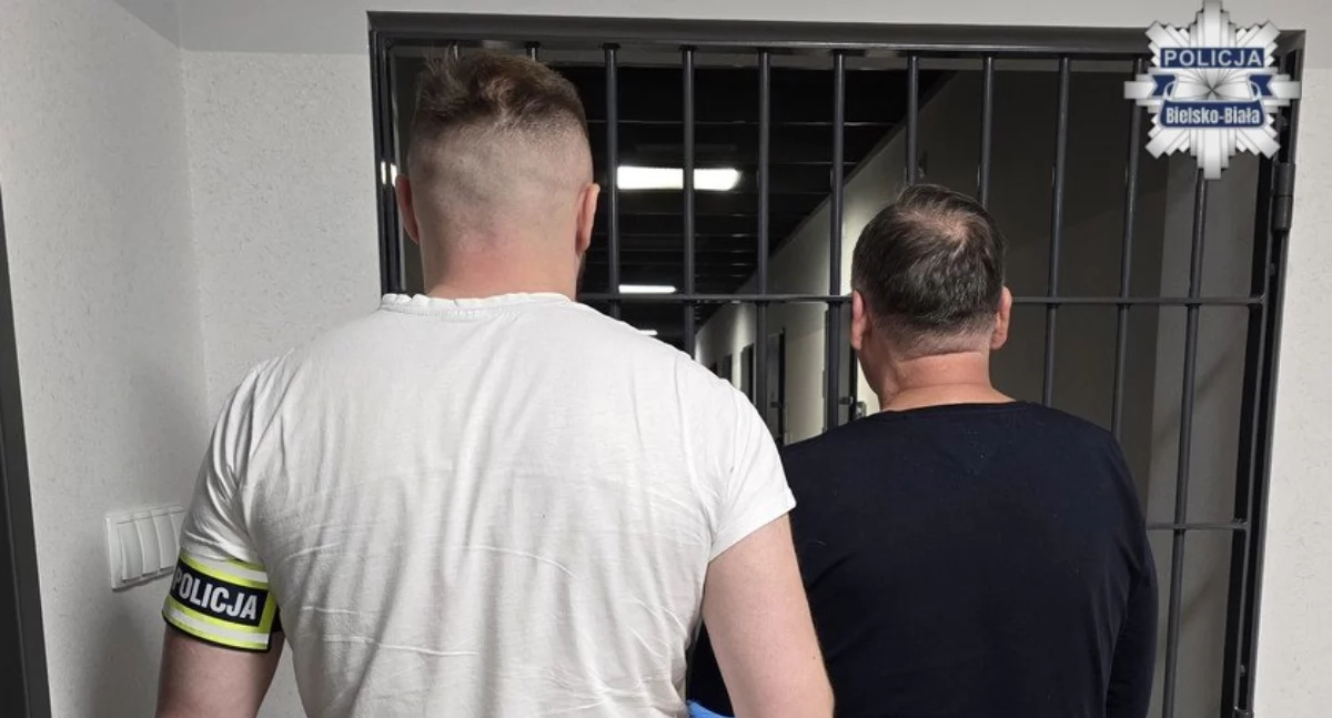 Wypadki drogowe, Nietrzeźwy kierowca zatrzymany Bystrej dzięki reakcji świadków - zdjęcie, fotografia