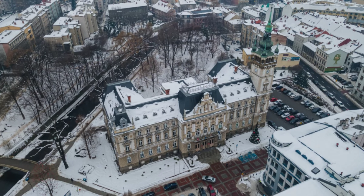 Polityka i samorząd, Zmiany kadrowe bielskim ratuszu zastępca prezydenta sekretarz miasta - zdjęcie, fotografia