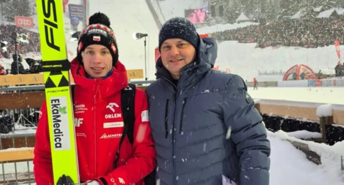 Skoki narciarskie, Kacper Tomasiak świetnej formie Absolwent Szczyrk jedzie igrzyska lider polskiej kadry - zdjęcie, fotografia