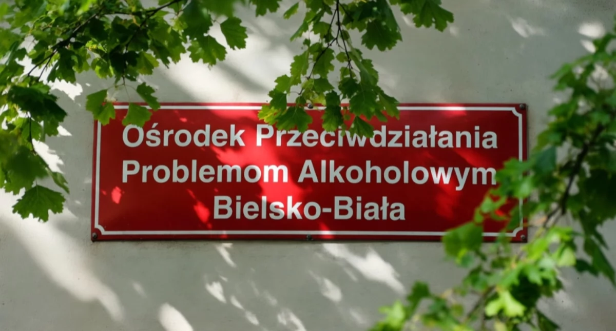 Polityka i samorząd, Ruszyły konsultacje społeczne sprawie opłat pobyt Ośrodku Przeciwdziałania Problemom Alkoholowym - zdjęcie, fotografia