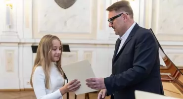 Najzdolniejsi uczniowie z Bielska-Białej otrzymali stypendia FOTO