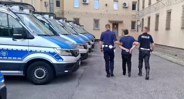 Auto z wiceministrem cudem uniknęło czołowego zderzenia z pojazdem jadącym pod prąd