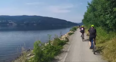 Nowa droga pieszo-rowerowa nad Jeziorem Żywieckim. Podpisano umowę z wykonawcą