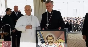 Spotkanie biskupa Romana Pindla z papieżem Leonem XIV w Watykanie
