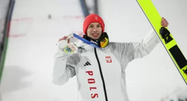 Kacper Tomasiak wicemistrzem olimpijskim. Historyczny sukces 19‑latka z Bielska‑Białej