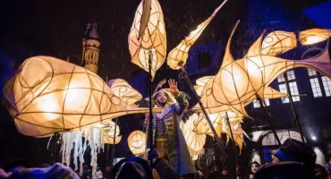 Plenerowe widowiska na 31. Międzynarodowym Festiwalu Sztuki Lalkarskiej.