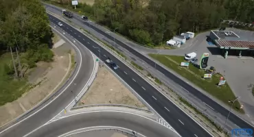 Umowa na wymianę nawierzchni ul. Warszawskiej. Rusza kolejny etap prac przy węźle Mazańcowicka