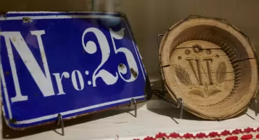 III oprowadzanie kuratorskie po wystawie: Z Archiwum Z. Pamiątki rodzinne Polaków z Zaolzia.